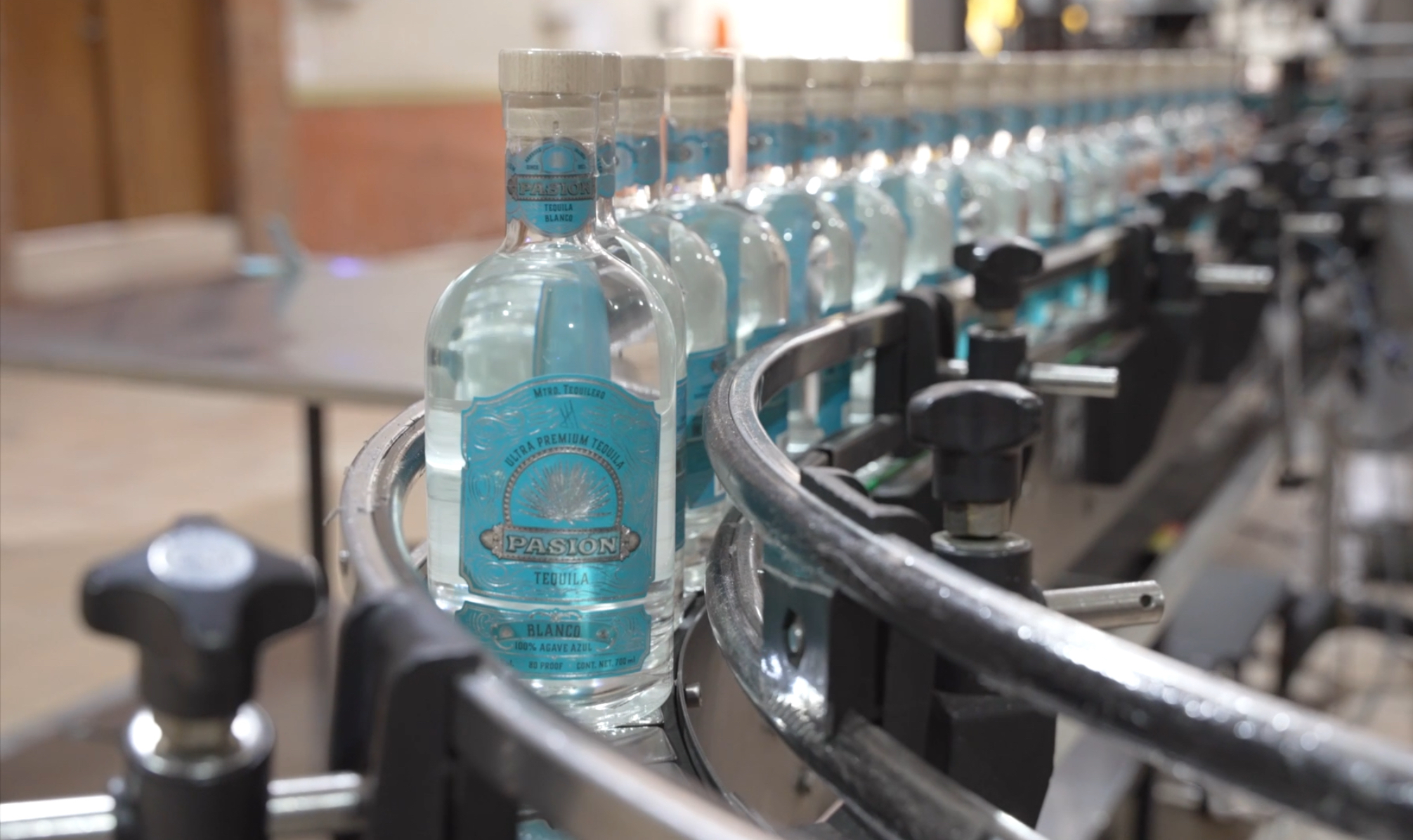 //pasiontequilas.com/cdn/shop/files/process_13.png?v=1702462609